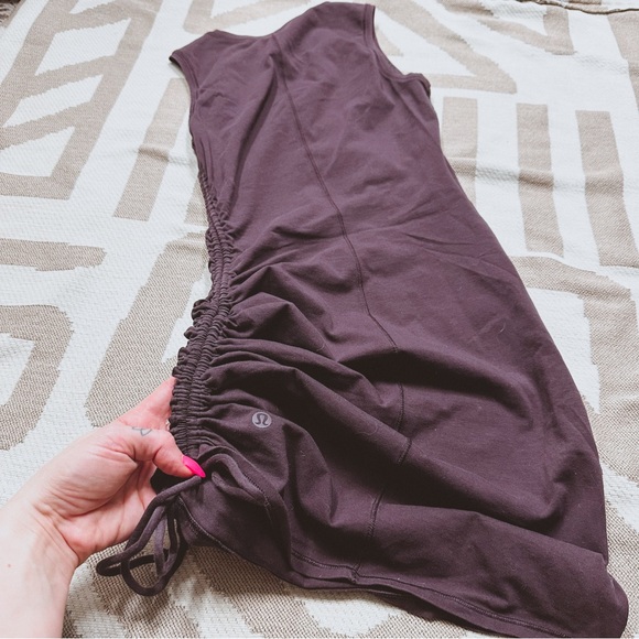 Lululemon rare cinch it scrunch side tank dress 2 plum purple - Picture 6 of 6